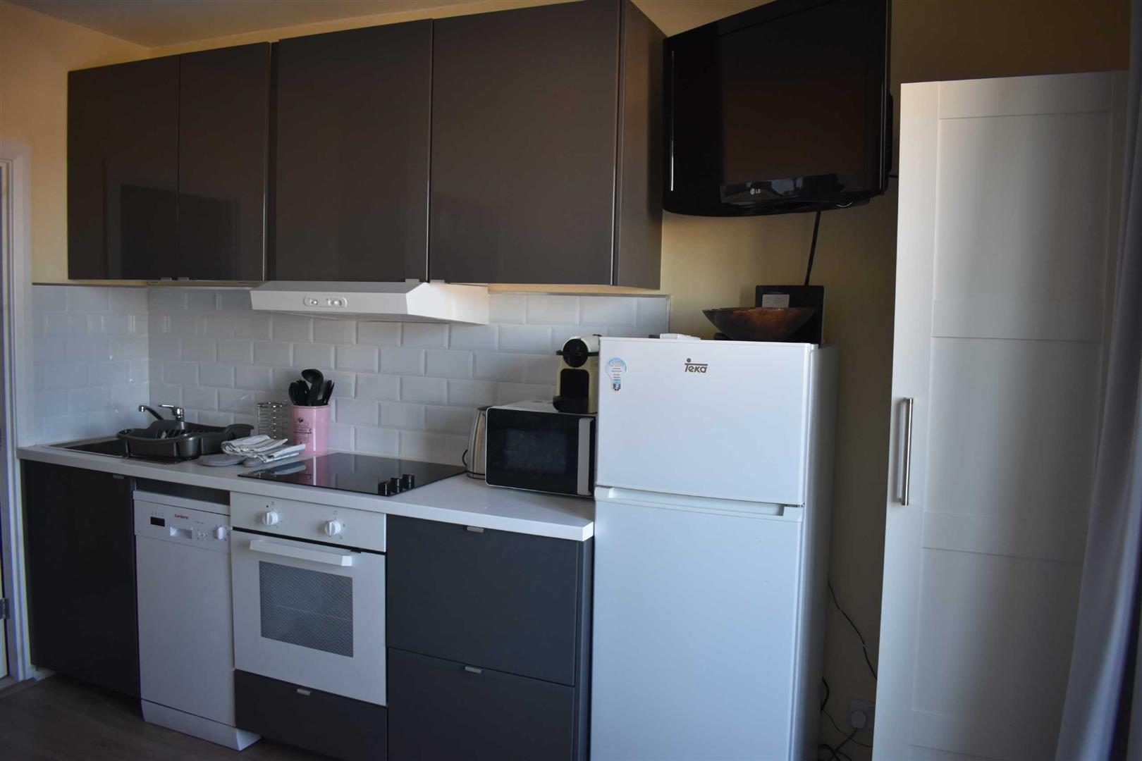 Image of Apartment - 1 Bathrooms for Rental in Upper Town-Gibraltar, Image 2
